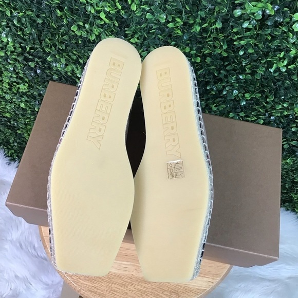 Burberry espadrilles new with box - Picture 4 of 8